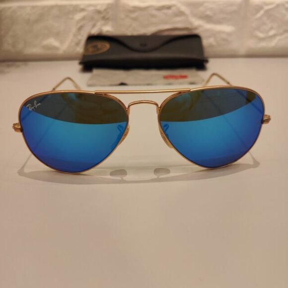 Ray Ban Unisex RB3025 112/17 Aviator Authentic Sunglasses - Picture 4 of 6